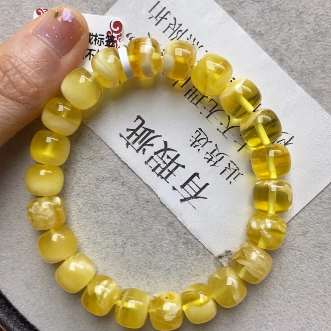 琥珀未镶嵌珠宝奇石40