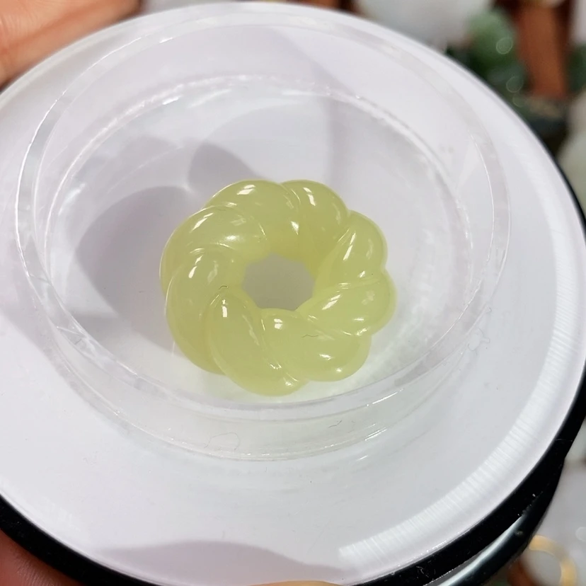 【闪购商品】颈饰未镶嵌和田玉