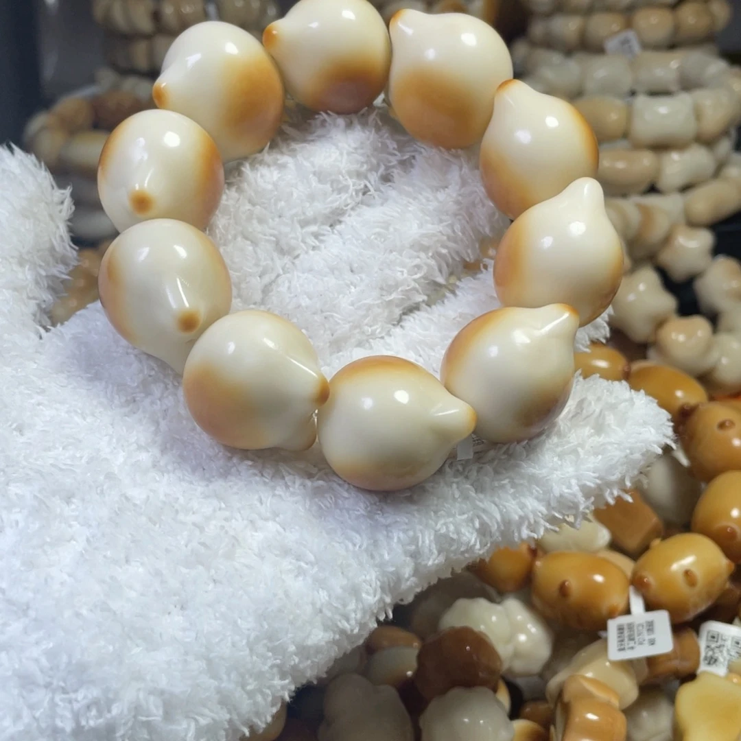 菩提根/象牙果手串11.28.40瑕猫头卡30