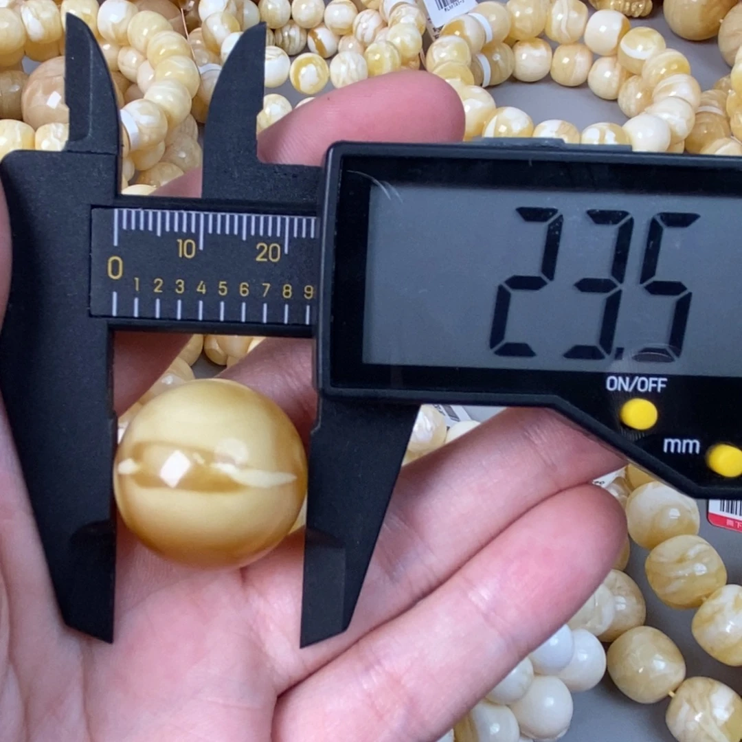 蜜蜡未镶嵌珠宝奇石7.3g