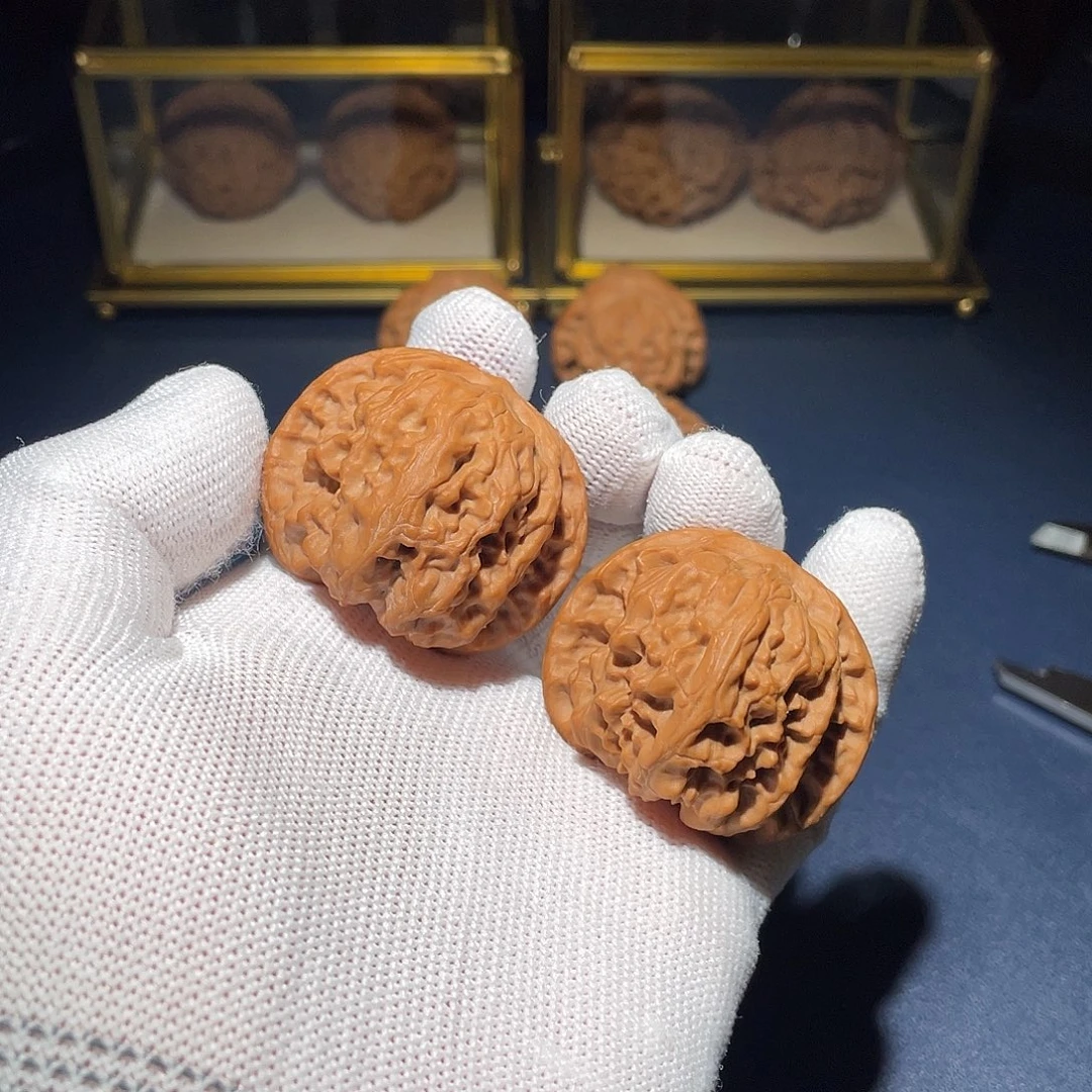 文玩核桃把件42野狼