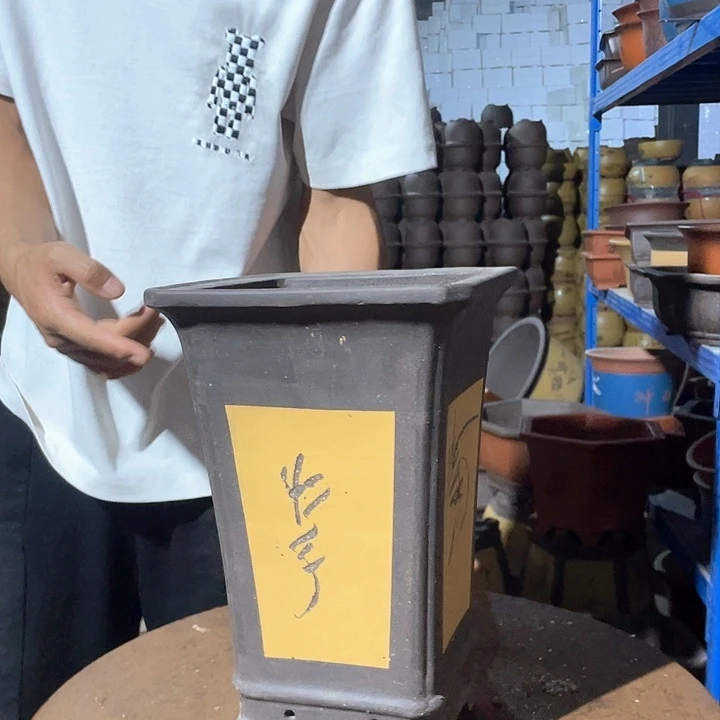 19黄色四方花盆花盆