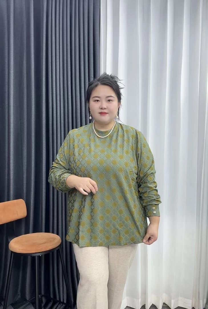 100-250斤特大码提花圆领洋气拉绒织花格纹宽松型胖妈妈绒衫女