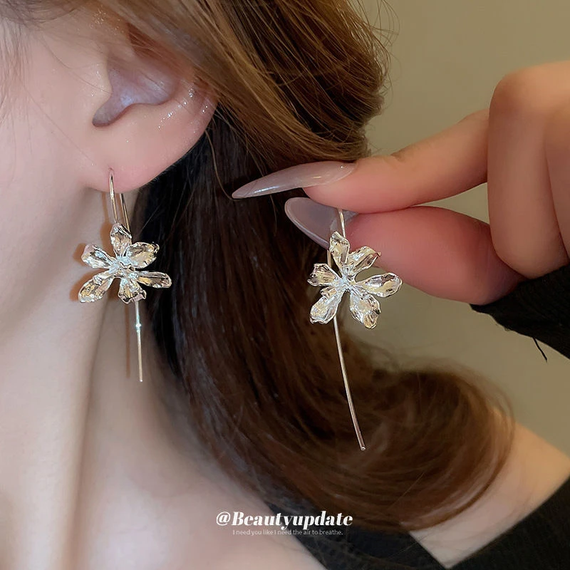 铜合金耳饰 法式鸢尾花朵热销轻奢优雅气质新款耳坠1986