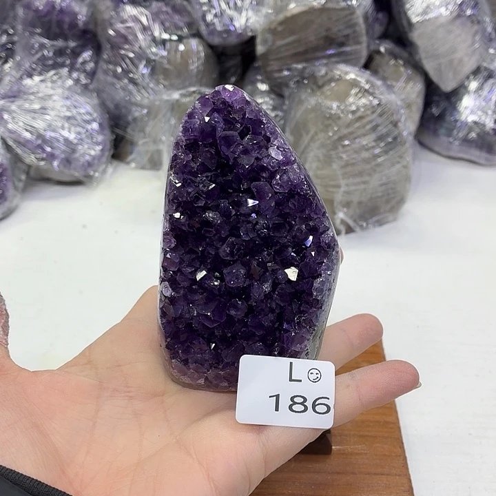 水晶摆件未镶嵌天然紫水晶