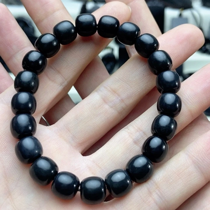 颈饰未镶嵌和田玉（墨玉）卡10老型手串