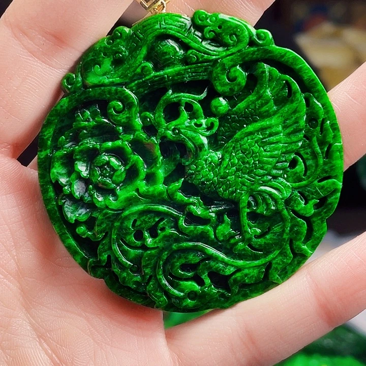 翡翠18K金镶嵌颈饰多样性