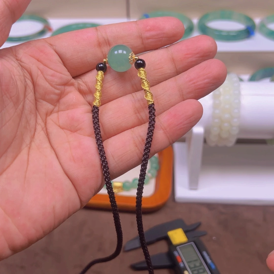 石英质玉手链未镶嵌