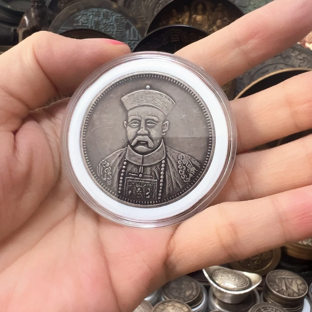 金属复古风格摆件