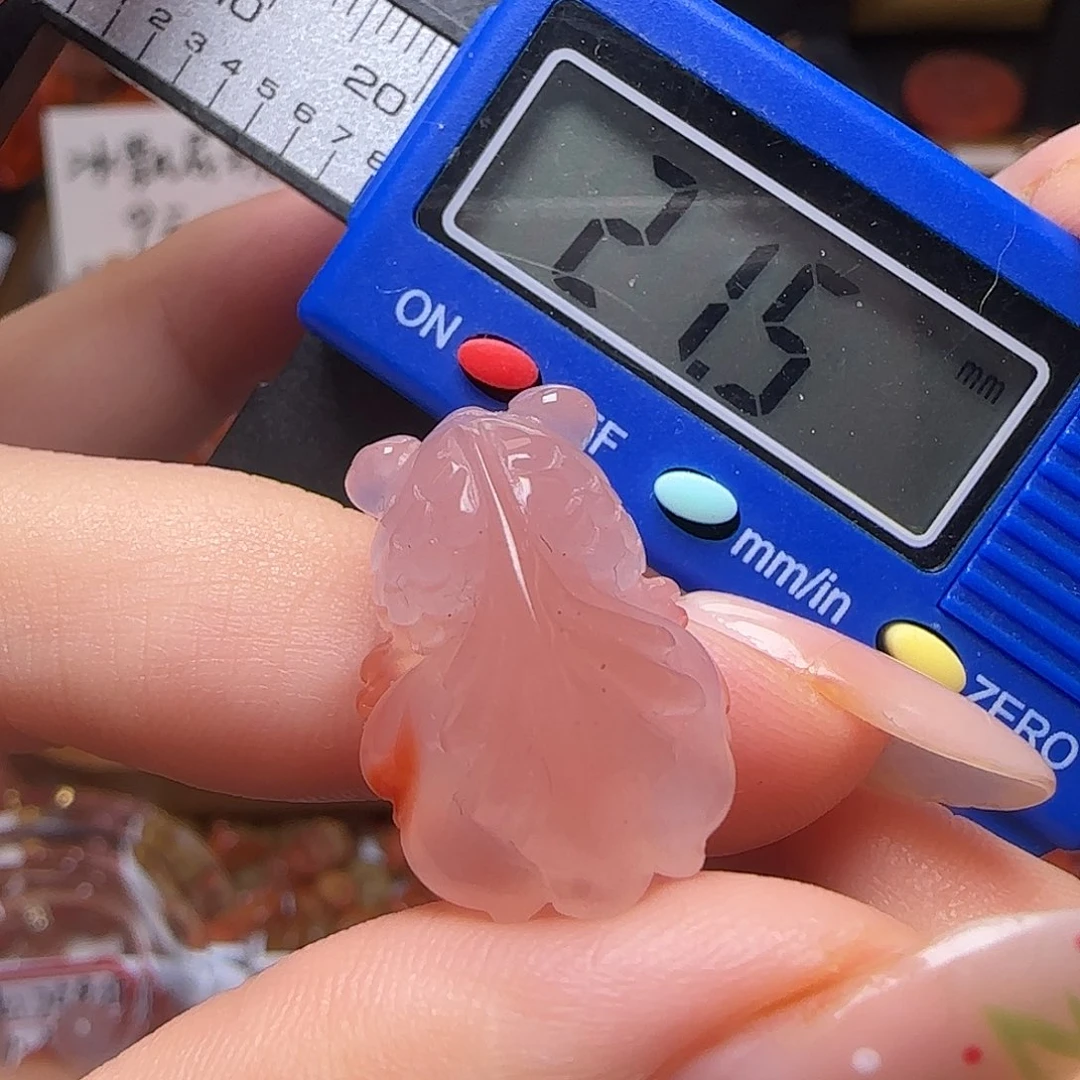 南红玛瑙未镶嵌颈饰