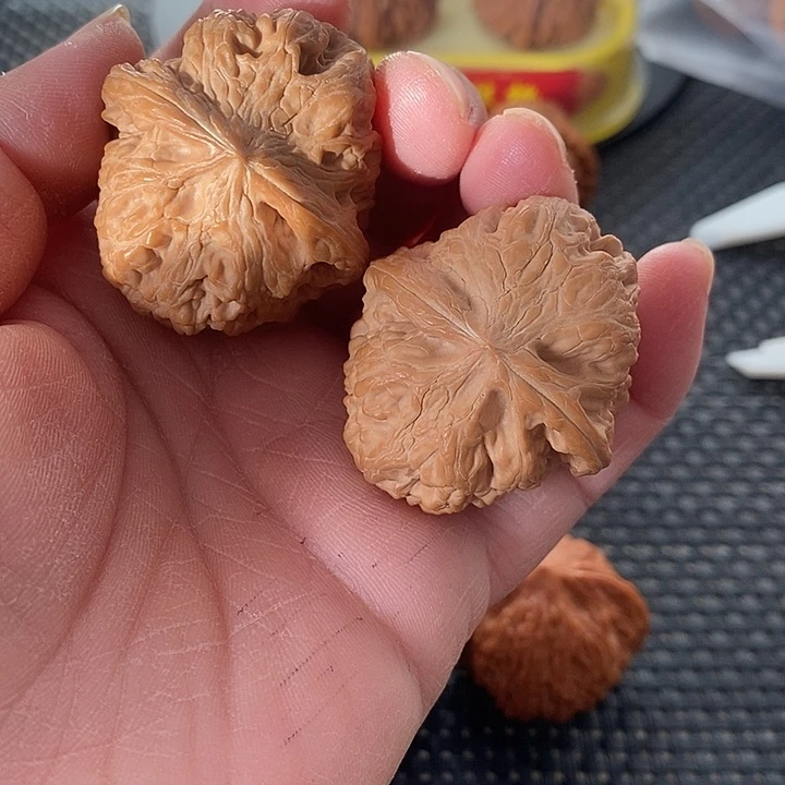 文玩核桃吊坠西北将军核桃