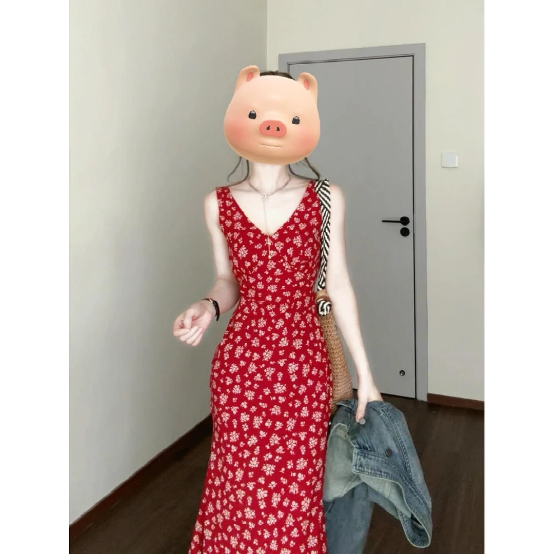 2025气质时尚女装多巴胺绝美小裙气质牛仔外套红色吊带裙两件套