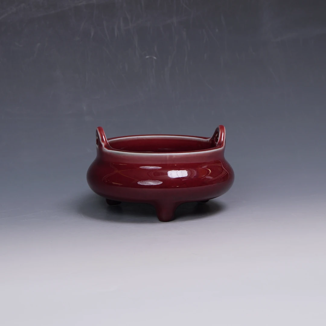 郎红釉-三足大香炉单色釉兰子