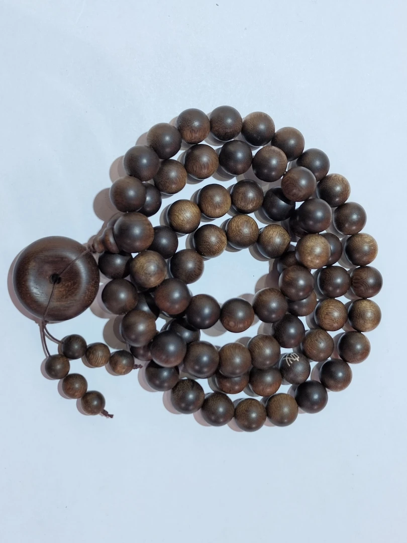 沉香  香港金丝凤缕纹岛倒架老料长串1.4