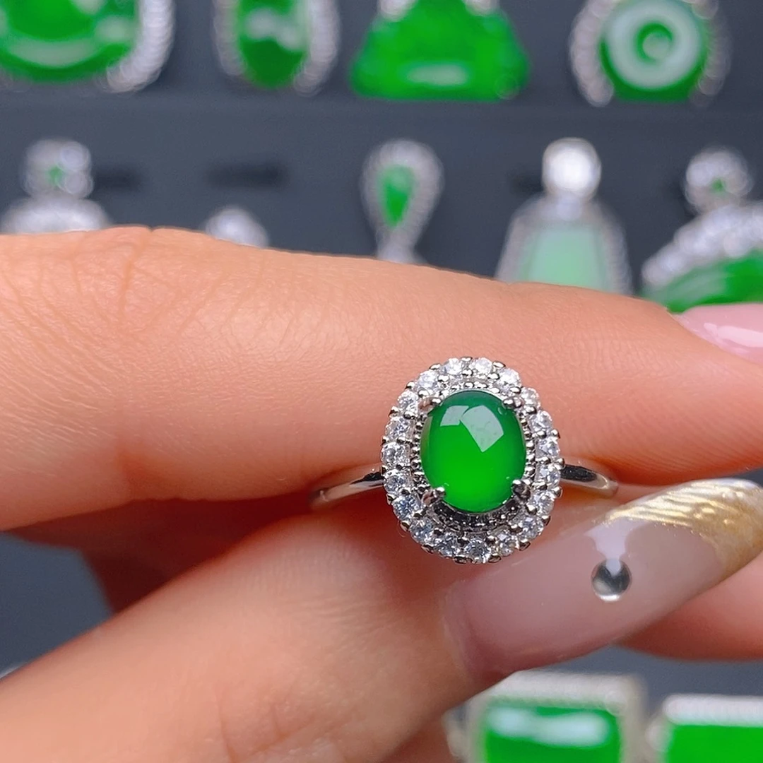 未镶嵌戒指翡翠戒指