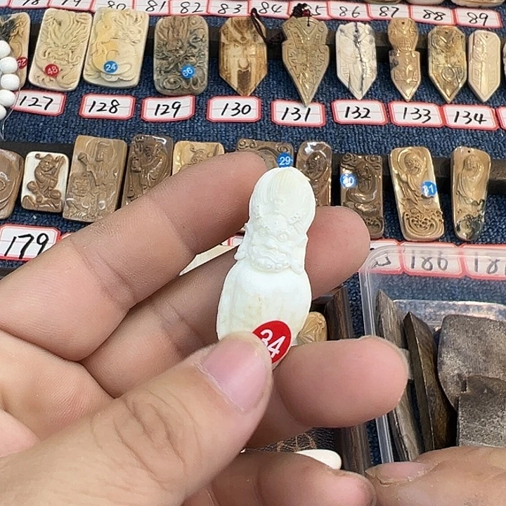 珞***妙泥塑工艺品的制作