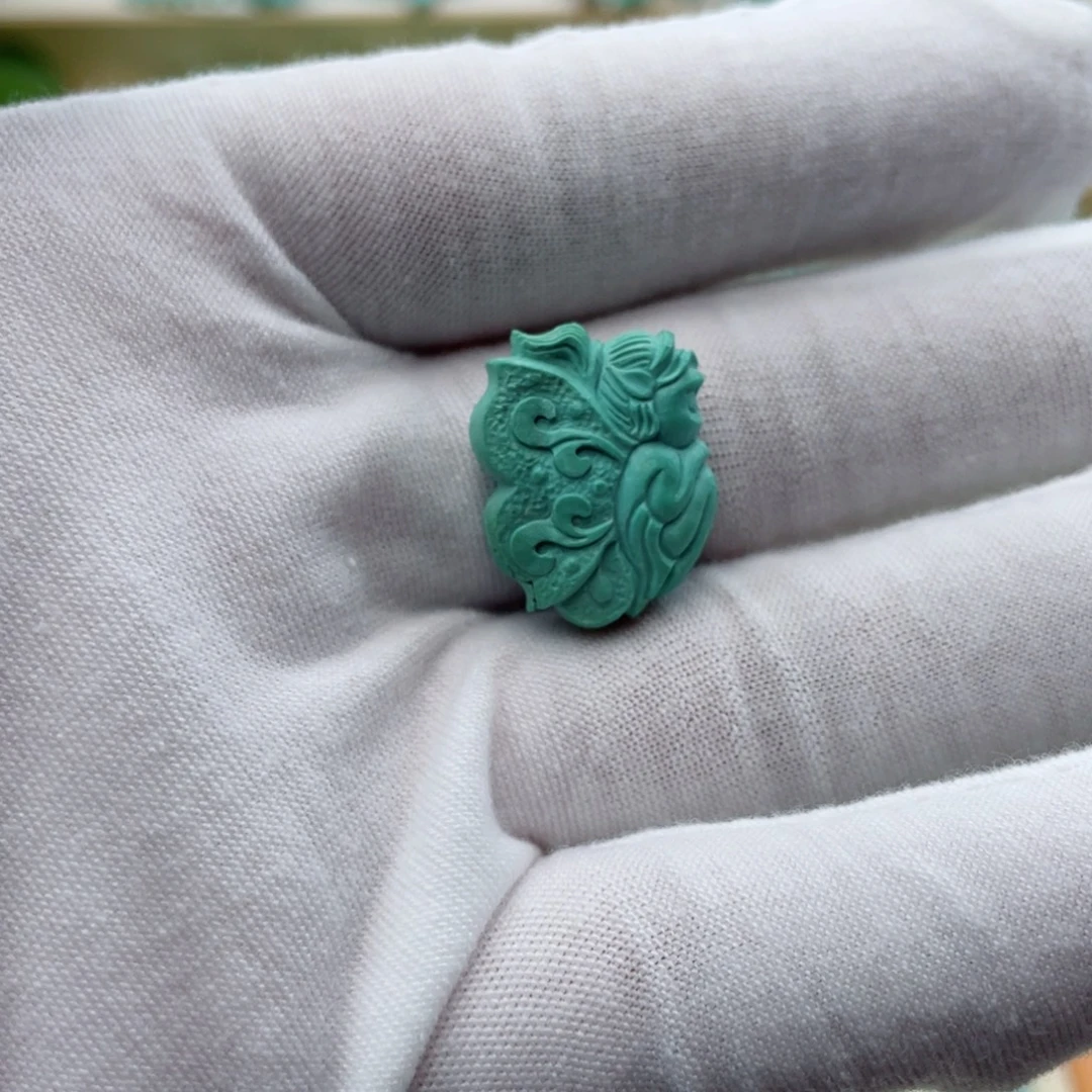 绿松石未镶嵌珠宝奇石