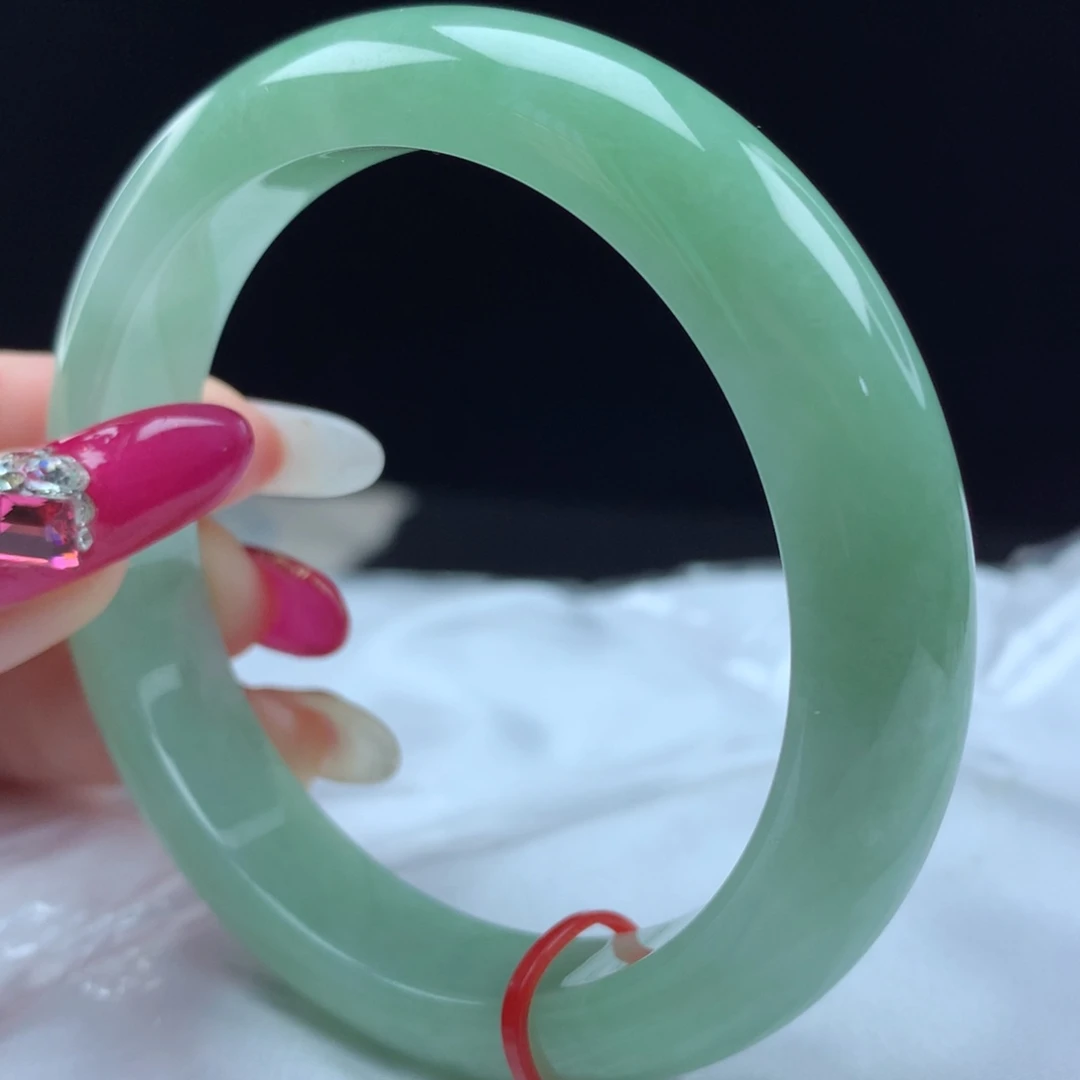 未镶嵌手镯翡翠96195，