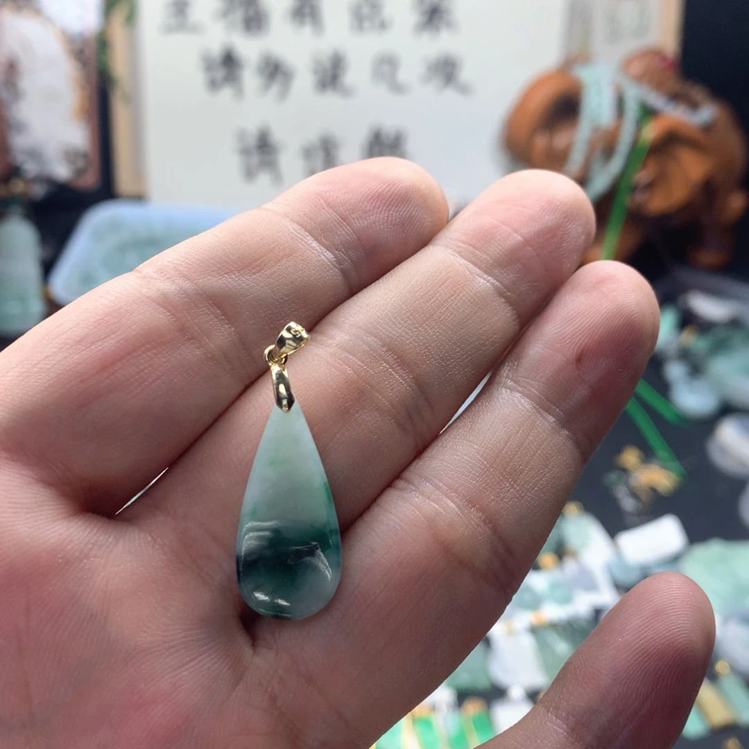 颈饰银S925镶嵌翡翠