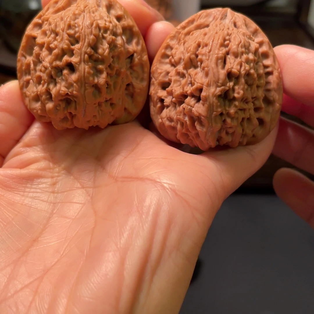 信****文玩核桃吊坠三角拉丝纹