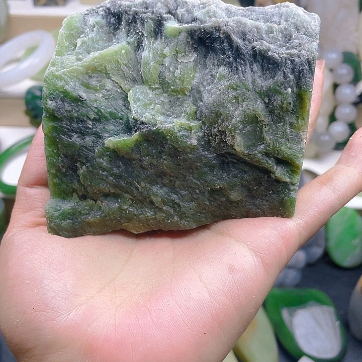 和田玉未镶嵌珠宝半成品