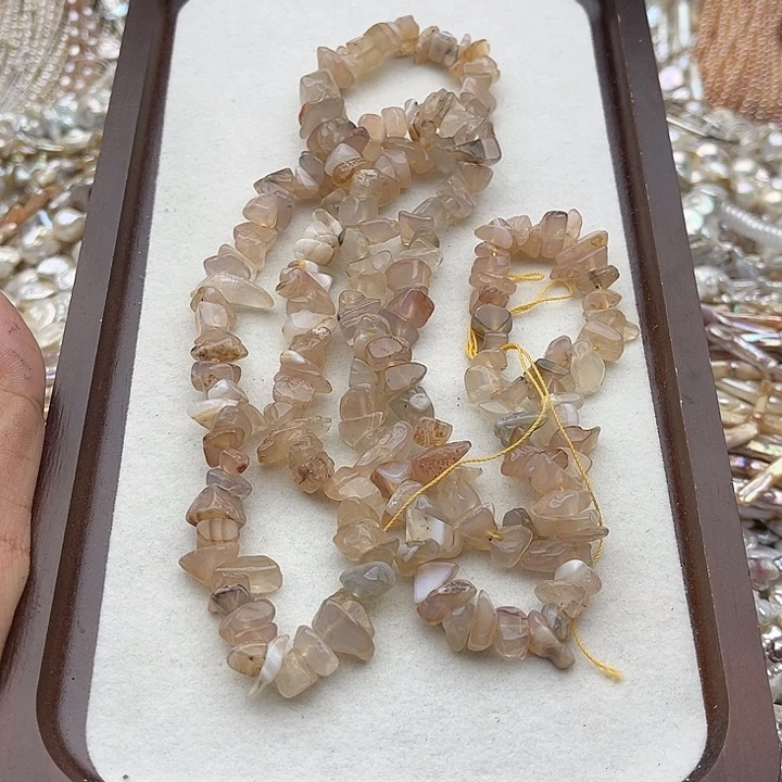 玛瑙/玉髓未镶嵌珠宝半成品一条太阳石碎石长85厘米左右