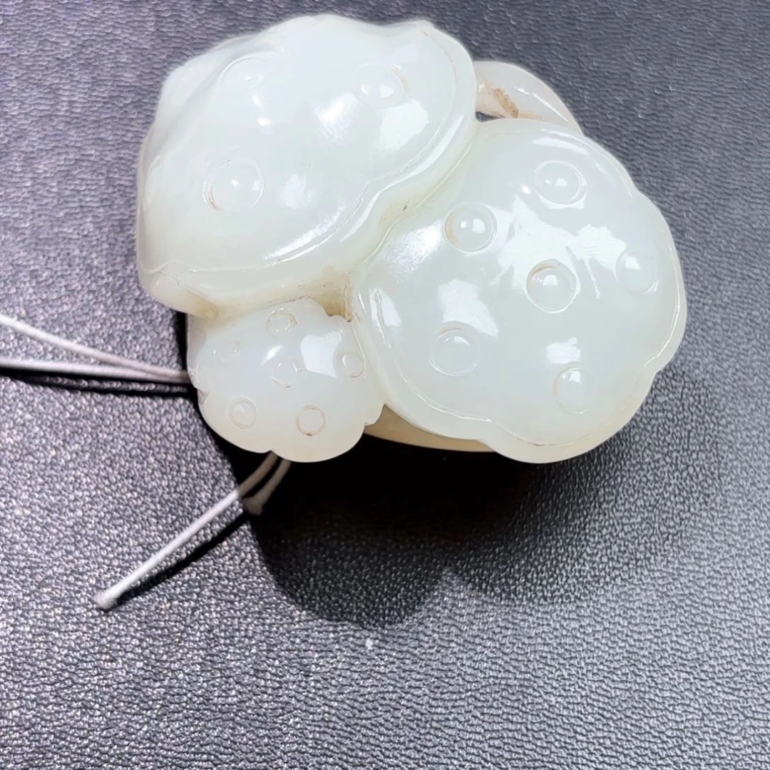 我***来和田玉未镶嵌挂件