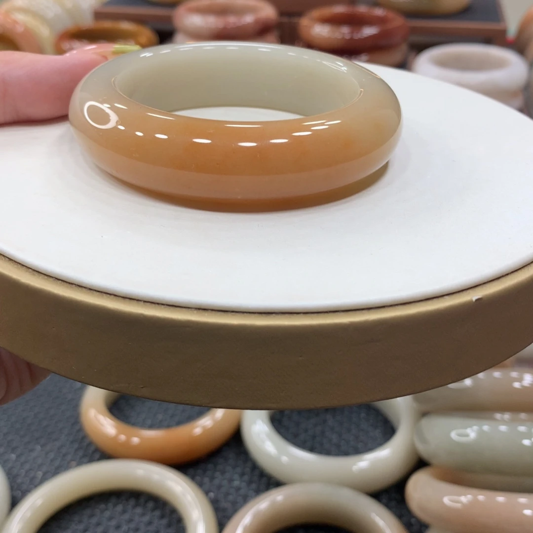 石英质玉合金手镯