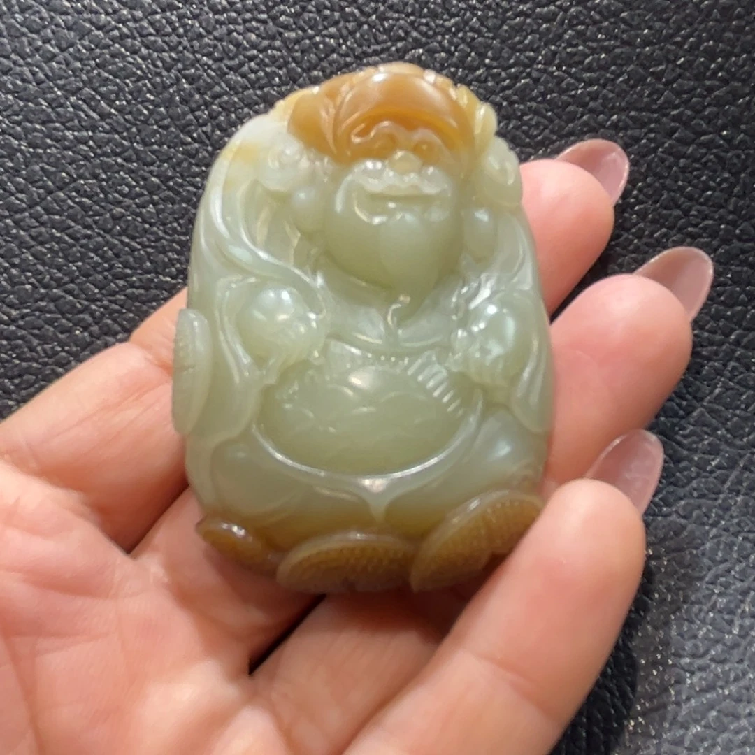 和田玉（糖玉）未镶嵌挂件