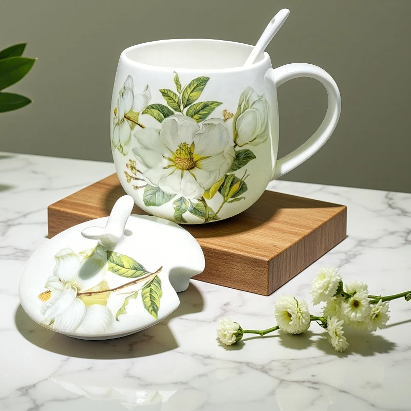 可爱韩版花朵骨瓷马克杯带盖勺大肚情侣咖啡牛奶杯