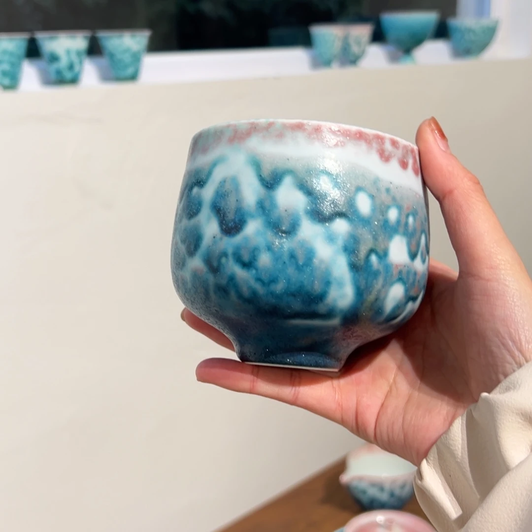 摆件正*陶瓷。     陶瓷。