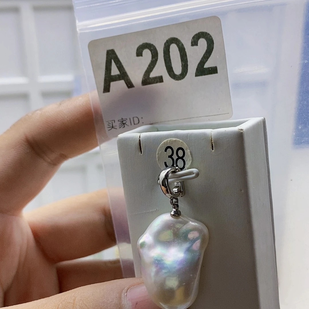颈饰合金淡水珍珠