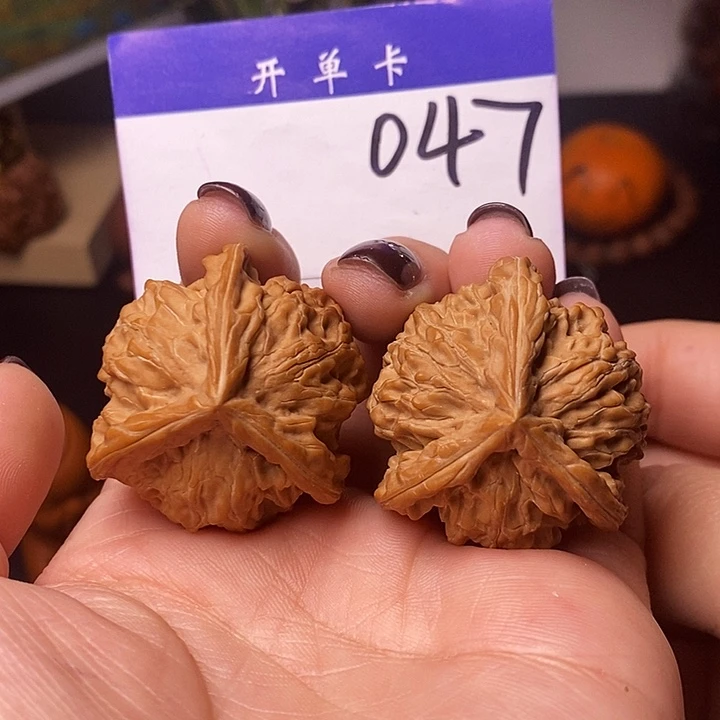 桃核吊坠文玩核桃盘山三棱37全品n