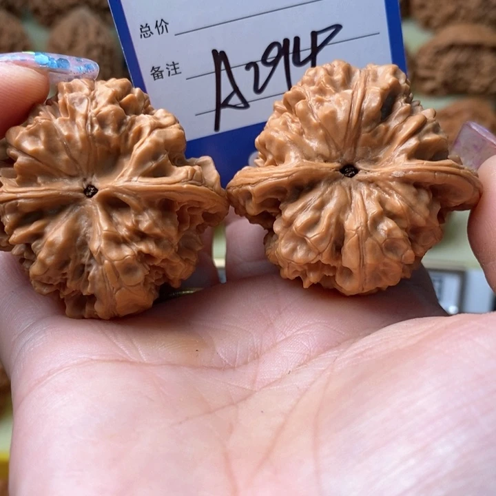 桃核吊坠大管帽大管帽