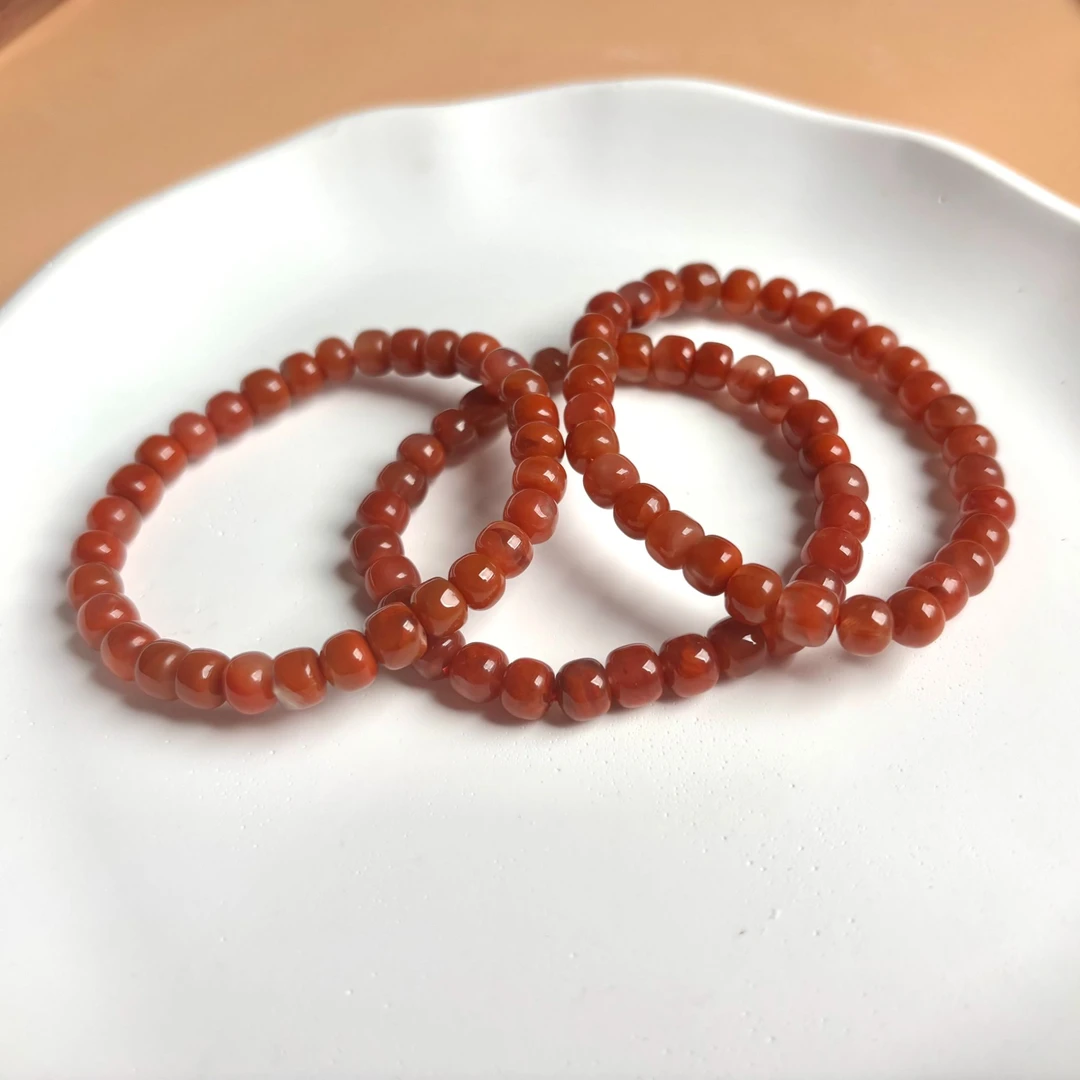 约7mm牛血红南红玛瑙老型珠单圈手串多样性发一