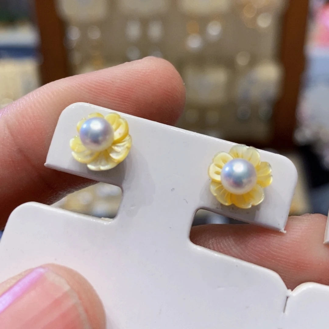 银S925镶嵌淡水珍珠耳钉