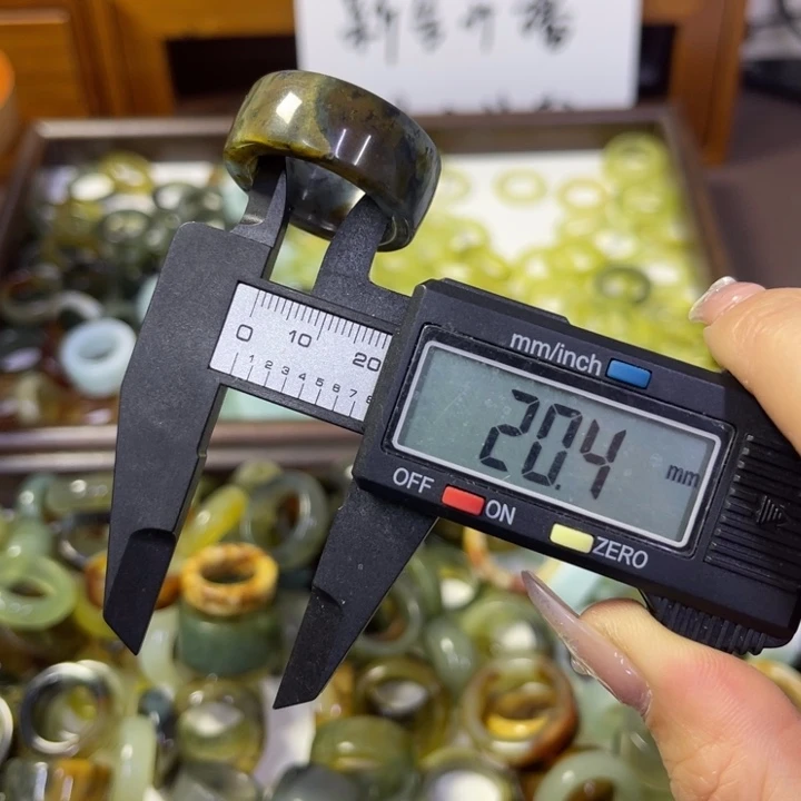 蛇纹石玉未镶嵌戒指56