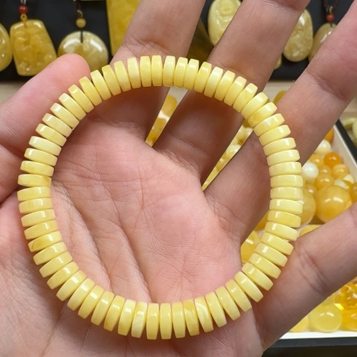 蜜蜡未镶嵌珠宝奇石