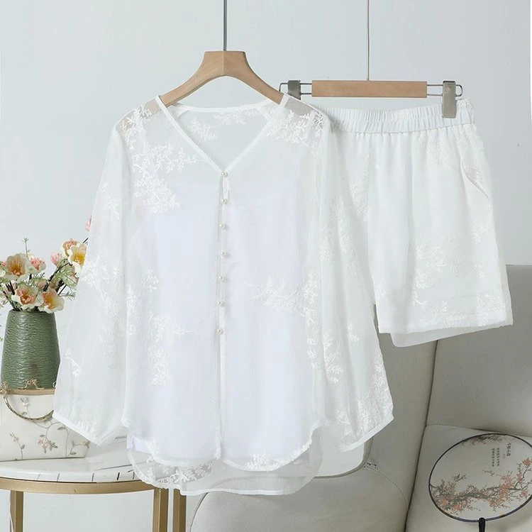 2025新款夏季新中式国风套装女装绣花宽松上衣+短袖两件套薄款