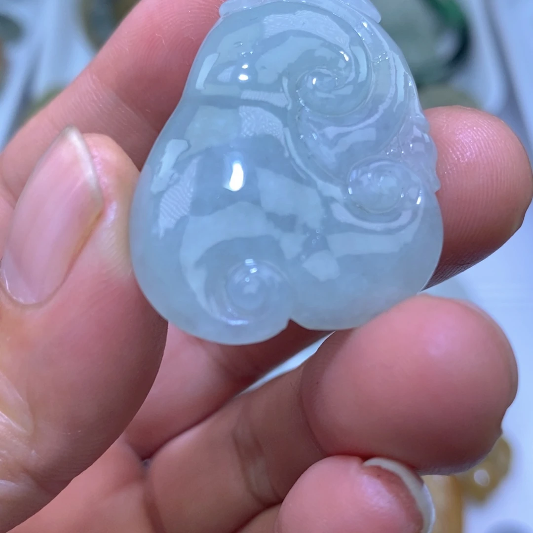 定制翡翠未镶嵌如意