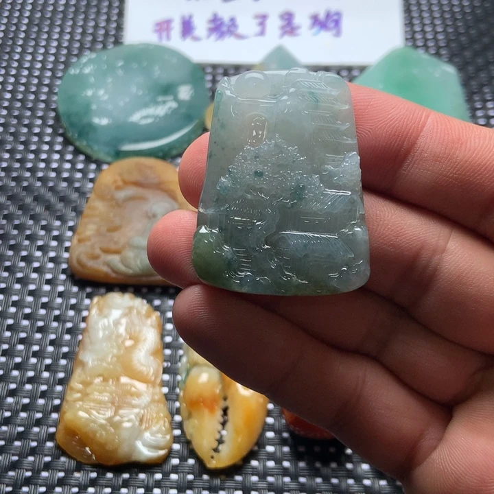 未镶嵌定制翡翠翡翠