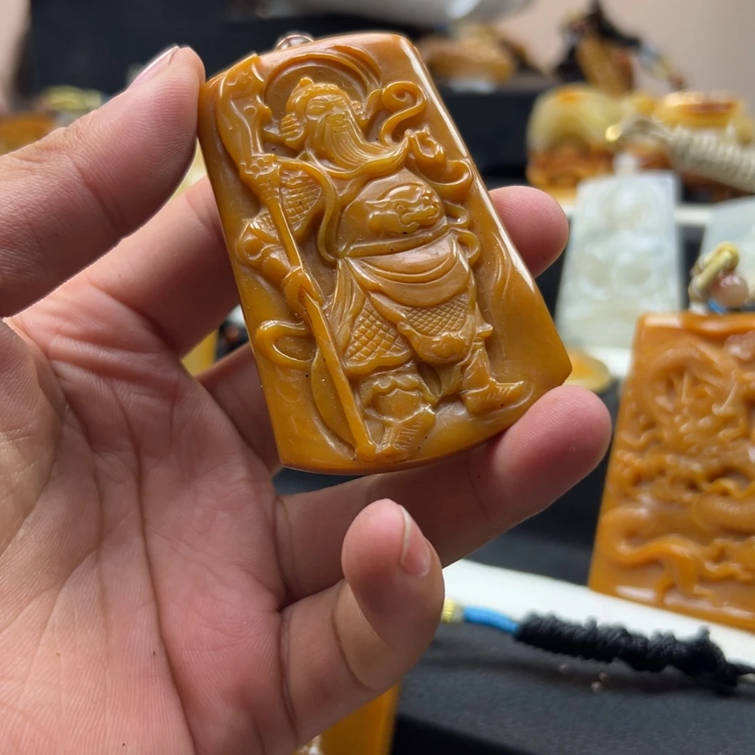 石英质玉（黄龙玉）未镶嵌hly