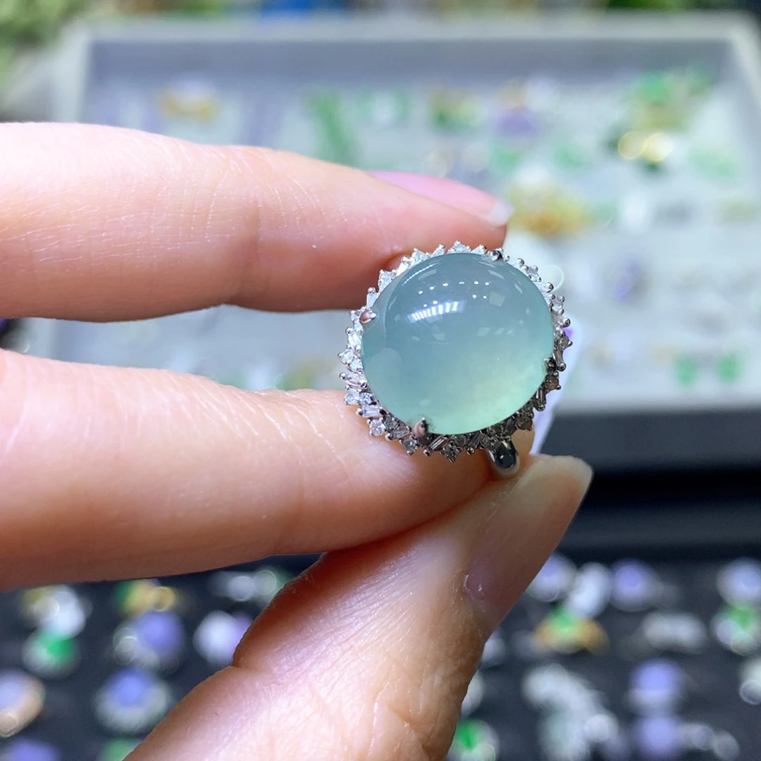 【闪购商品】翡翠颈饰18K金镶嵌翡翠吊坠项链