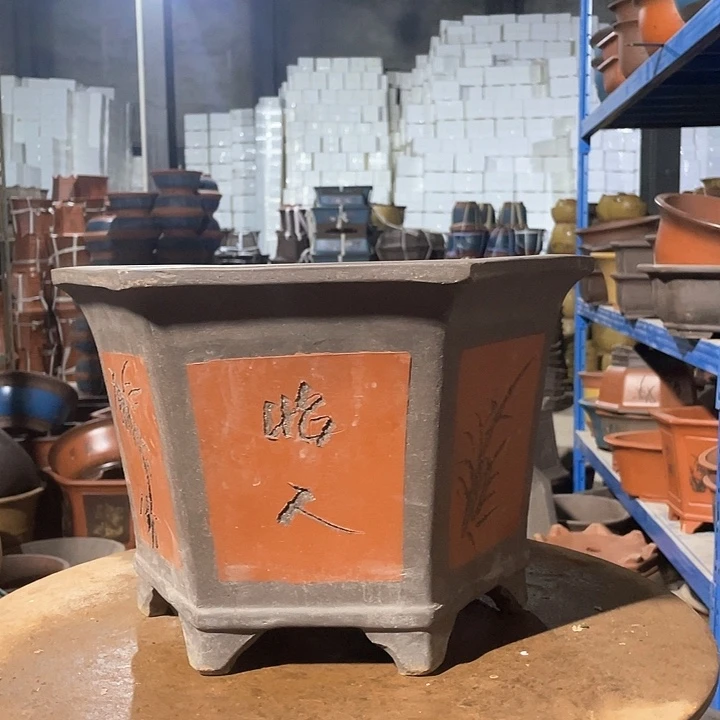 33红色六方花盆花盆