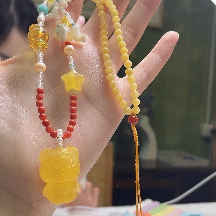 蜜蜡未镶嵌裸石吊坠