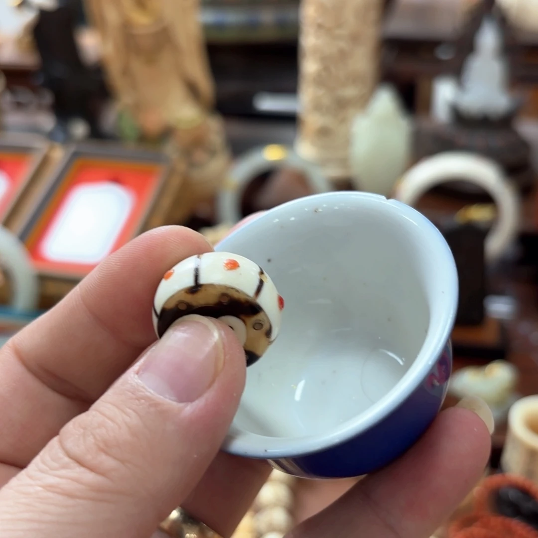 冬***子瓷片雕刻雕刻工艺