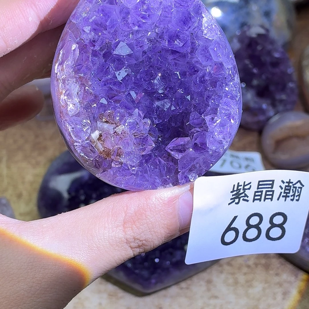 盈***盈水晶未镶嵌大型摆件（非配饰）