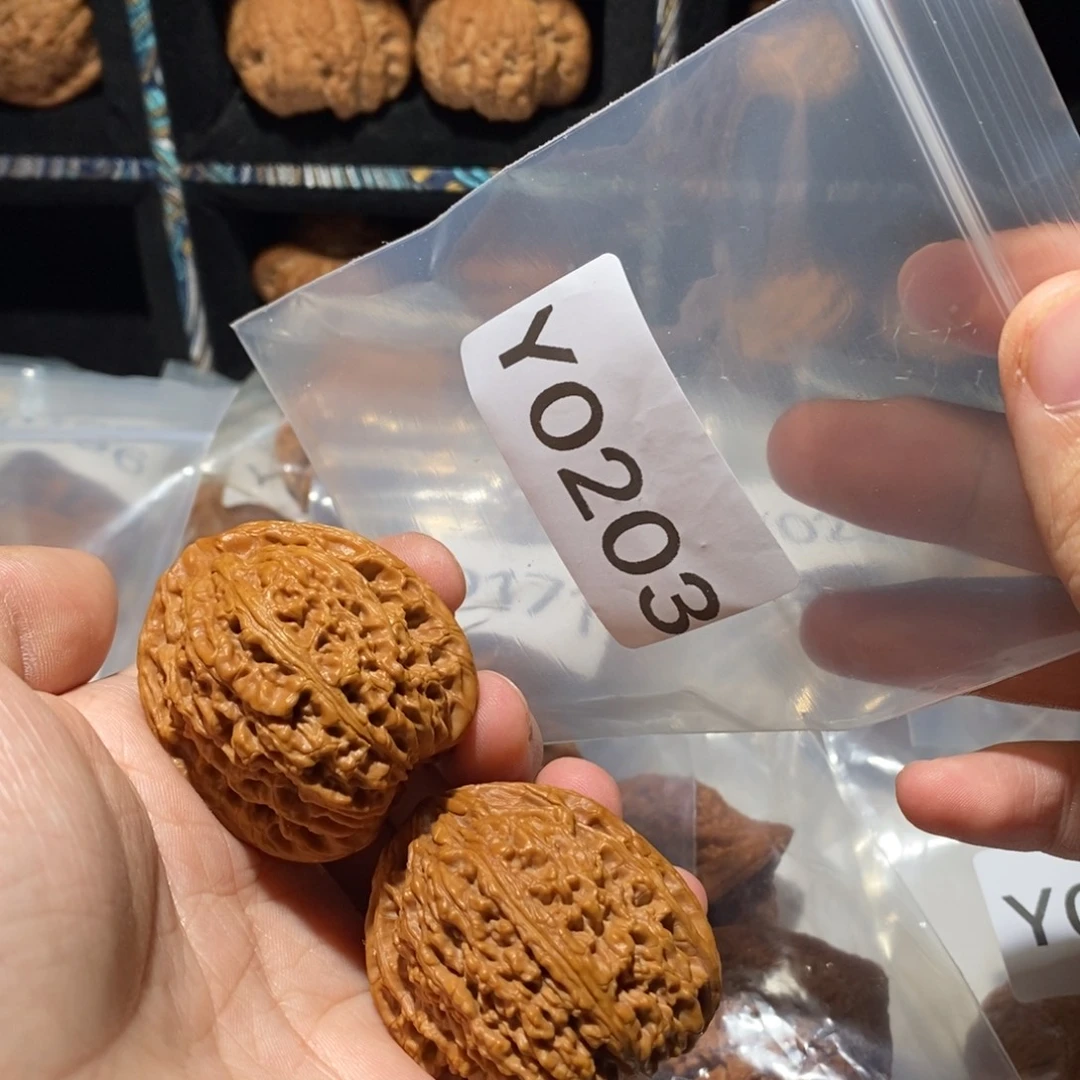吊坠文玩核桃41✖️45全品涿鹿高炮姜黄皮