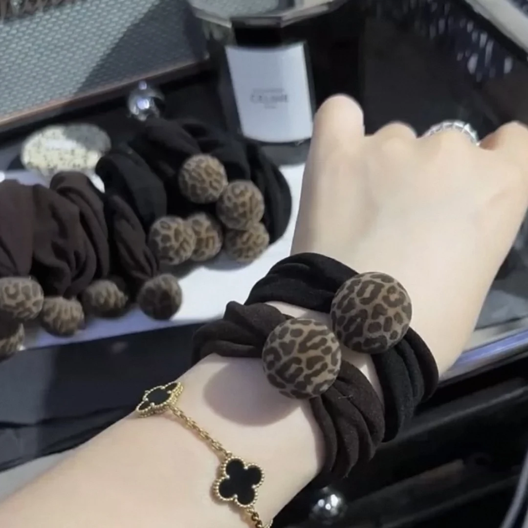秋冬韩国东大门同款 新款可爱高弹力耐用豹纹植绒球球发绳