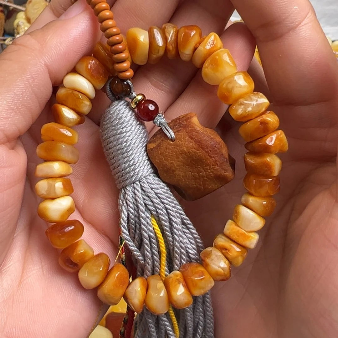 蜜蜡未镶嵌裸石蜜蜡